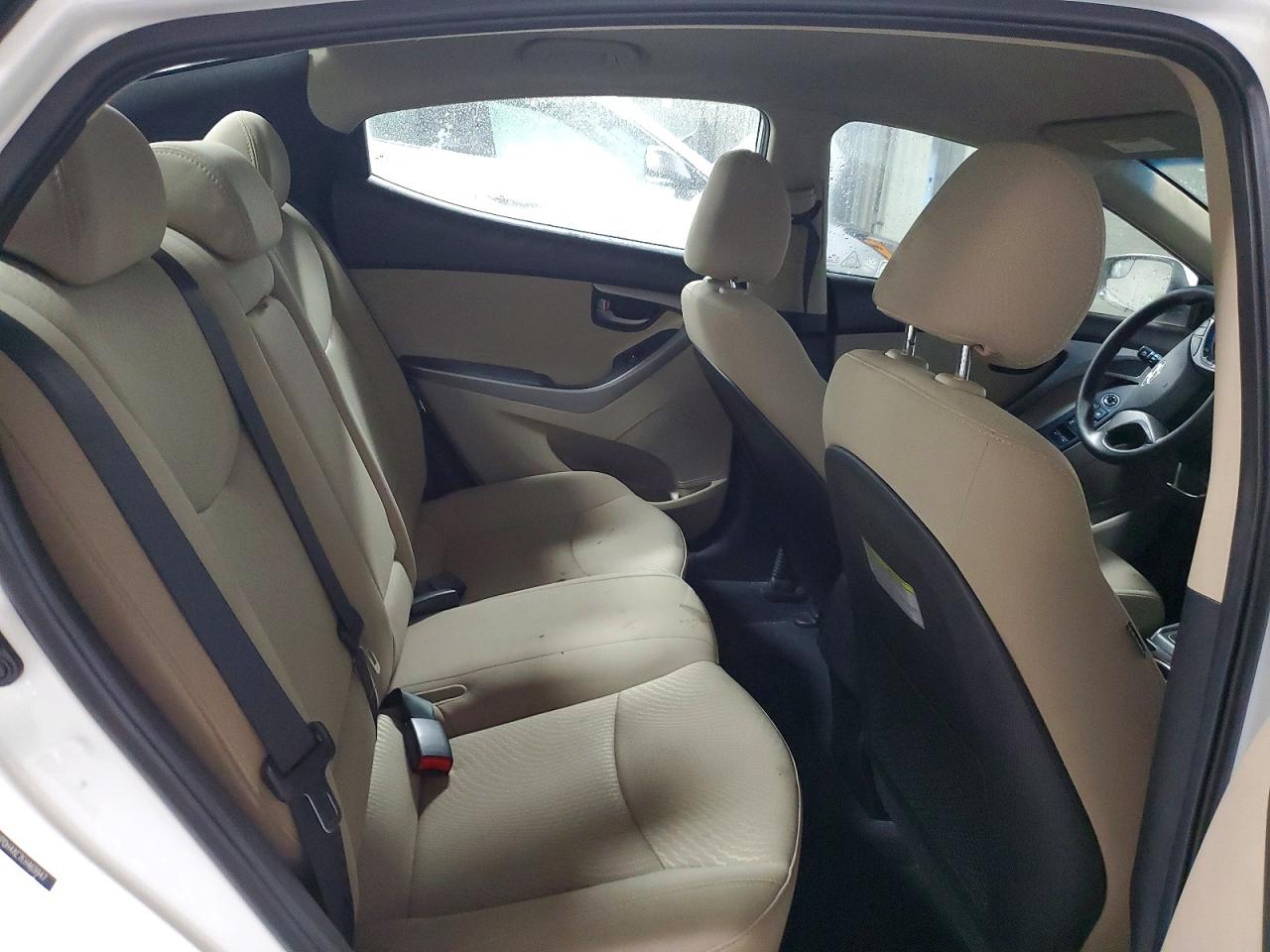 2014 HYUNDAI ELANTRA SE photo 19