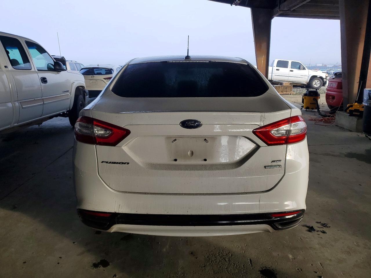 2013 FORD FUSION SE photo 6