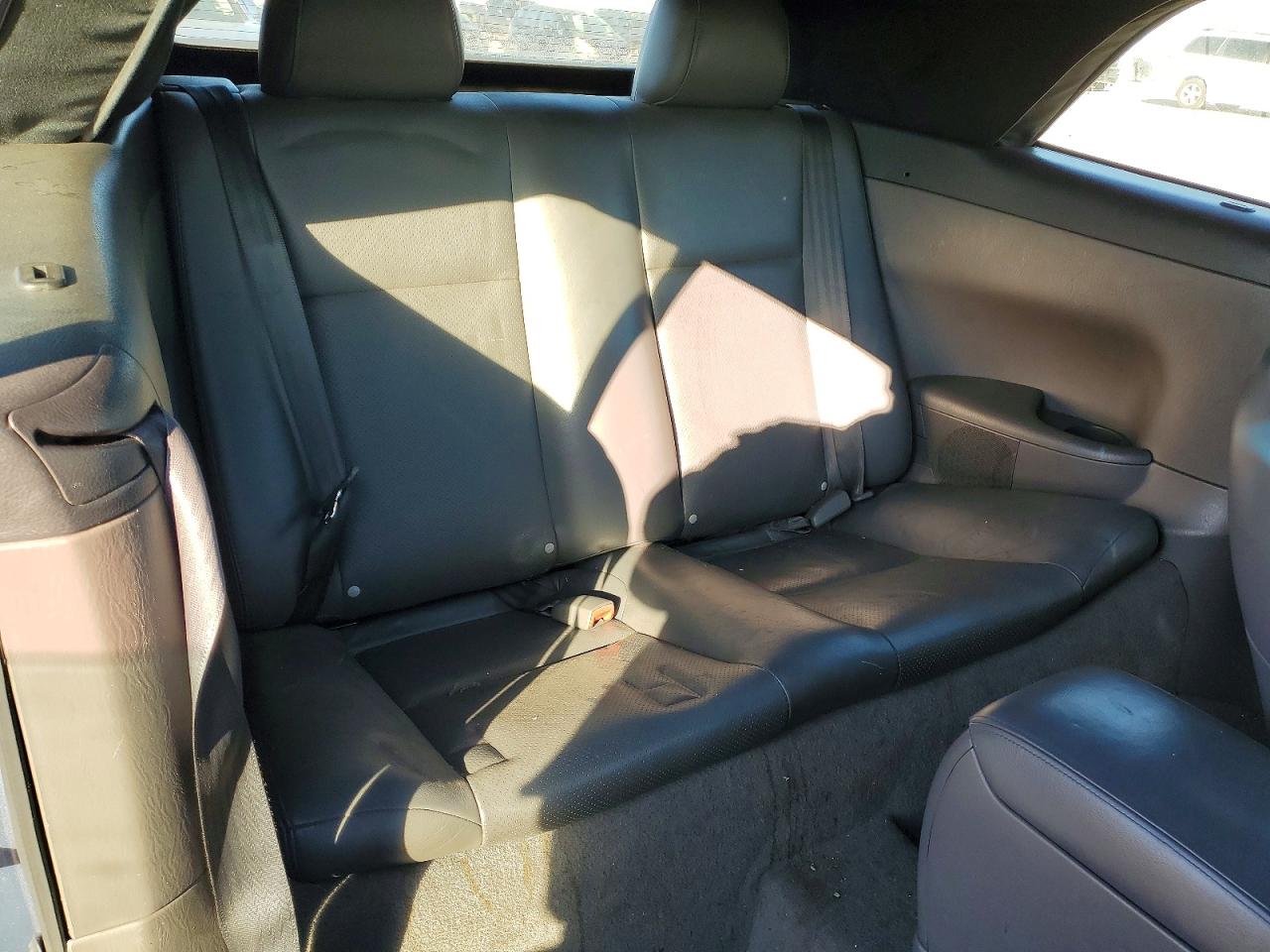 2006 TOYOTA CAMRY SOLARA SLE V6 photo 28