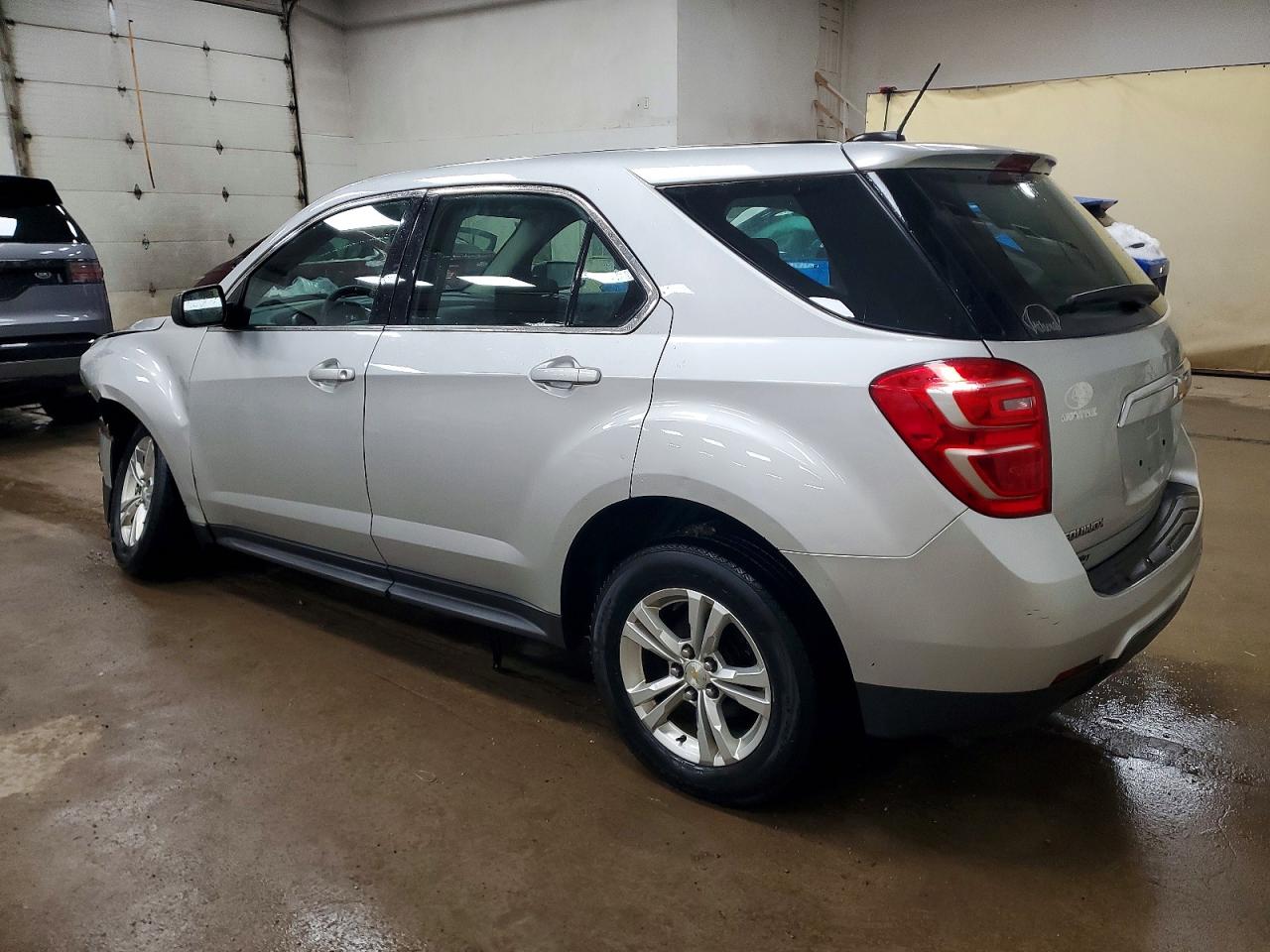 2017 CHEVROLET EQUINOX LS photo 2