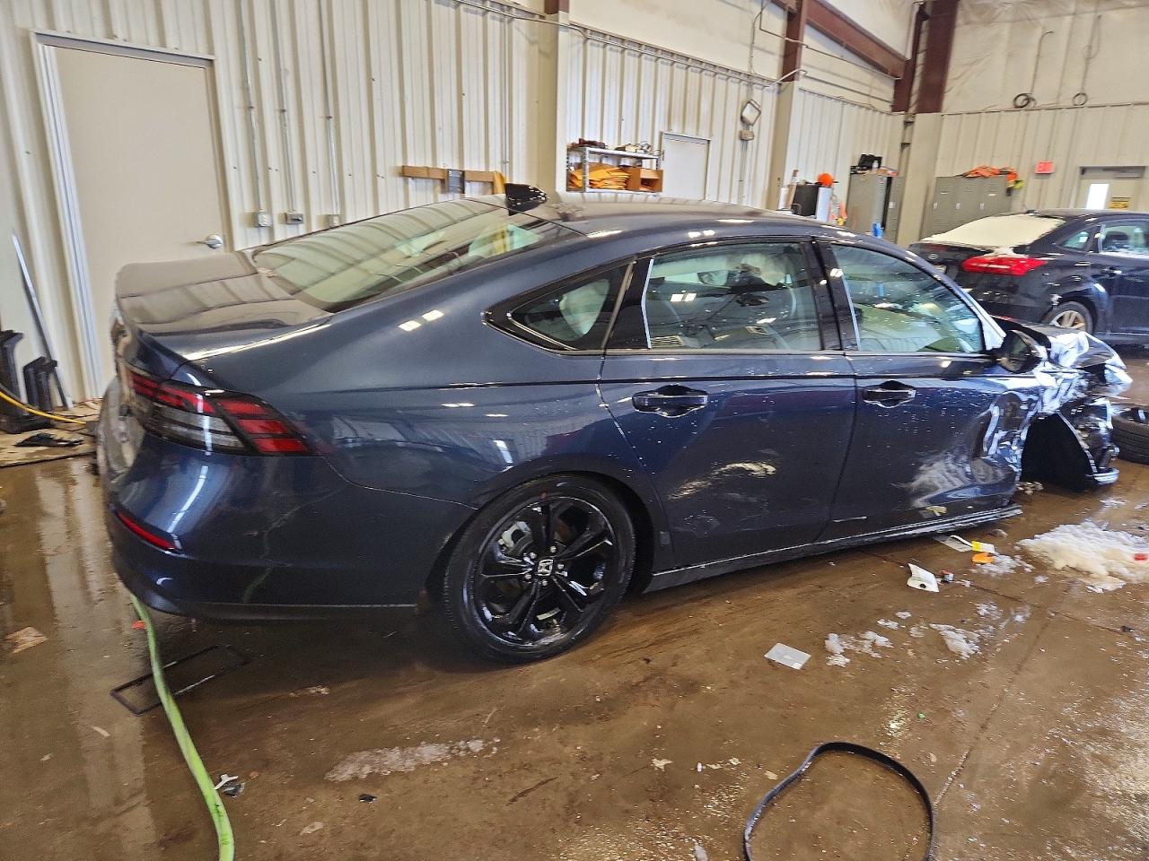 2025 HONDA ACCORD SE photo 3