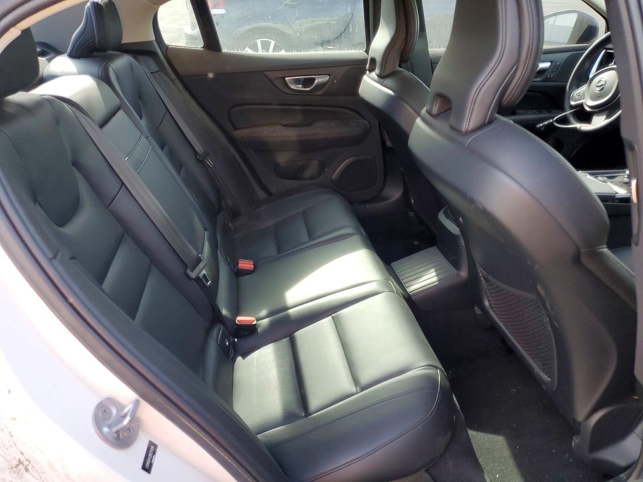 2024 VOLVO S60 CORE photo 10