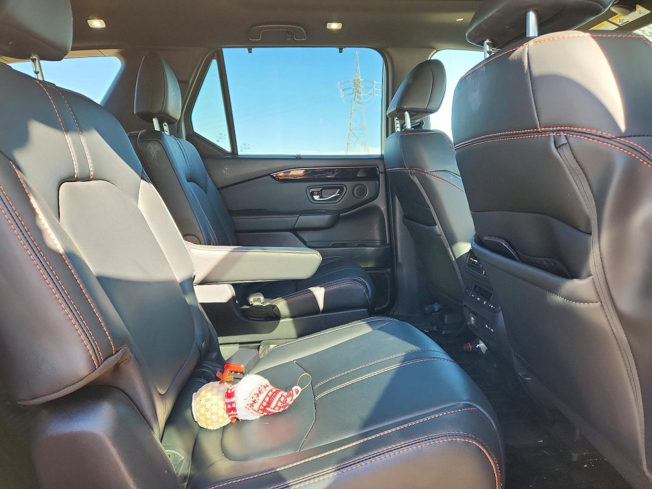 2025 HONDA PILOT TRAILSPORT photo 11