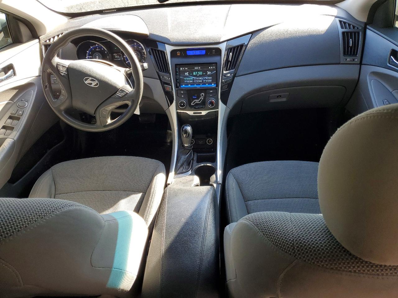 2013 HYUNDAI SONATA GLS photo 8