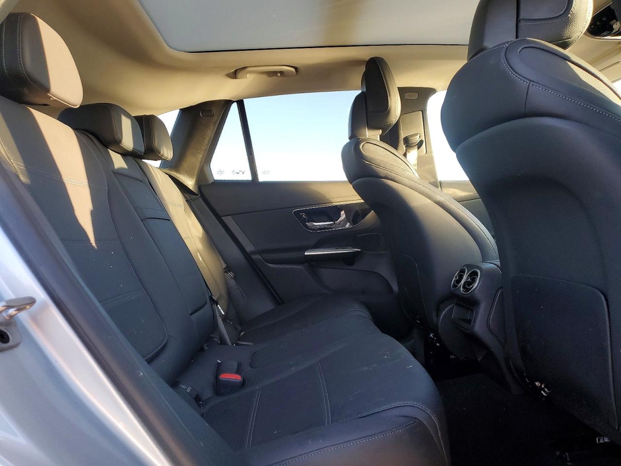 2024 MERCEDES-BENZ GLC 300 photo 19