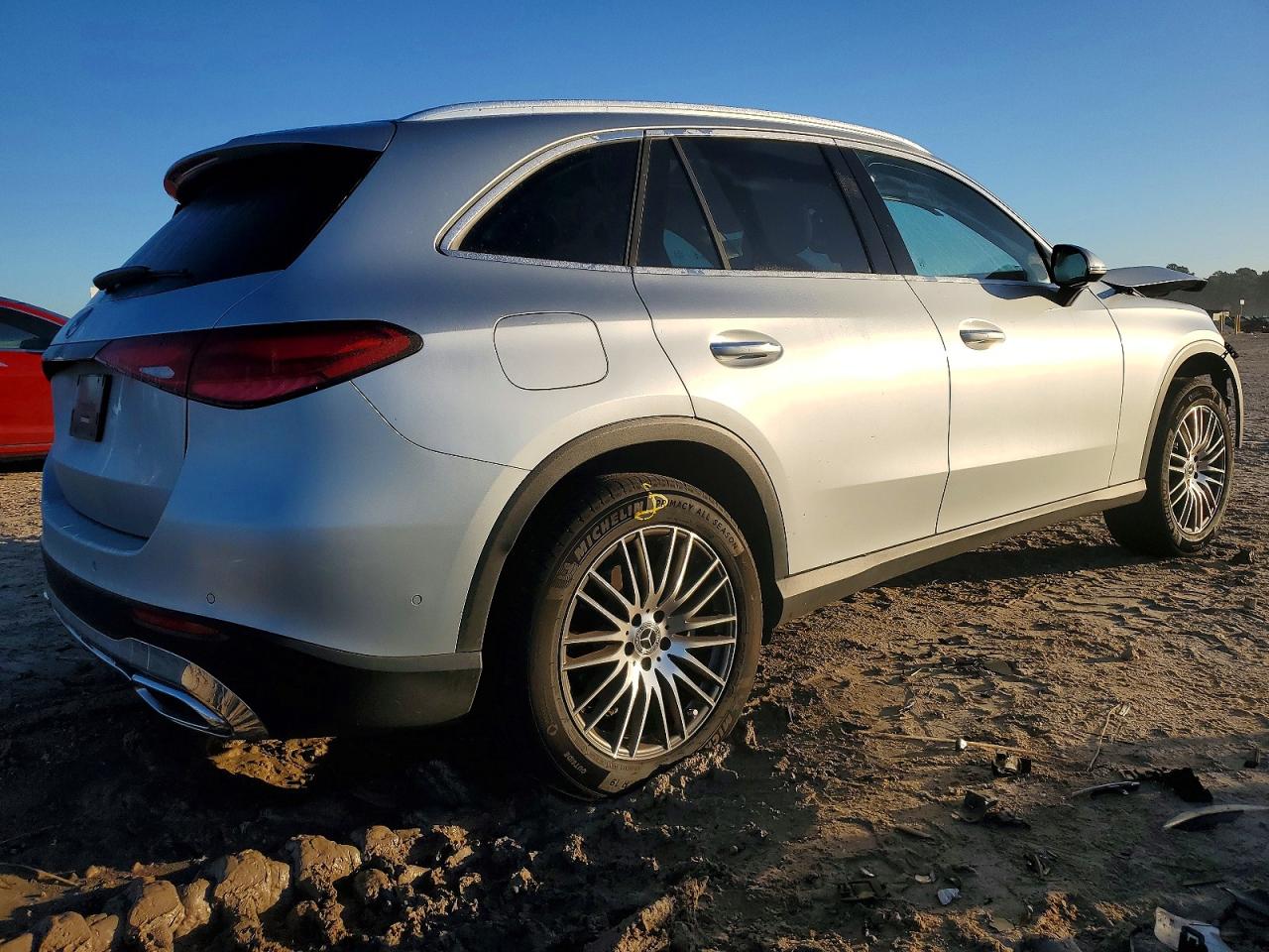 2024 MERCEDES-BENZ GLC 300 photo 5