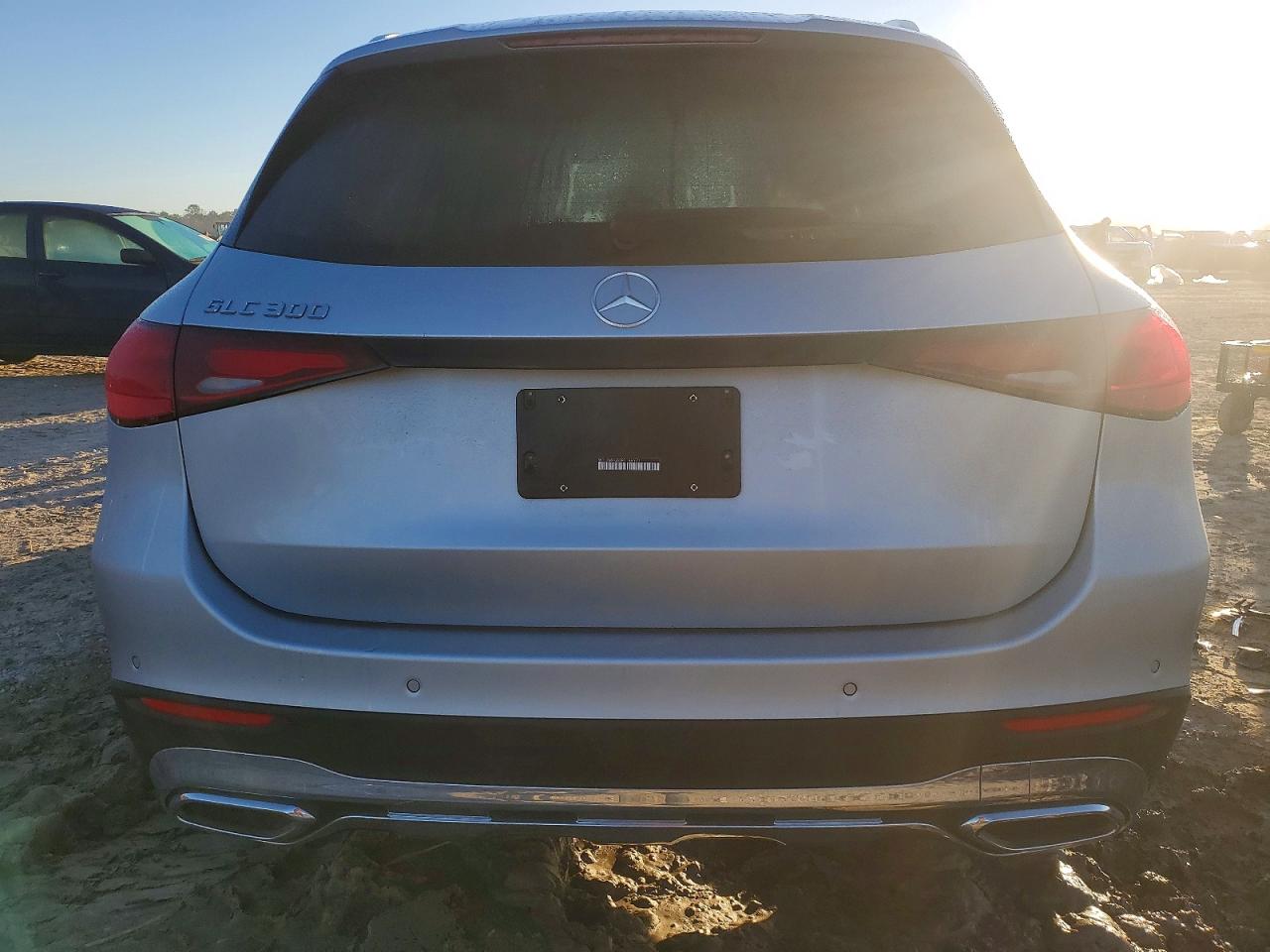2024 MERCEDES-BENZ GLC 300 photo 11