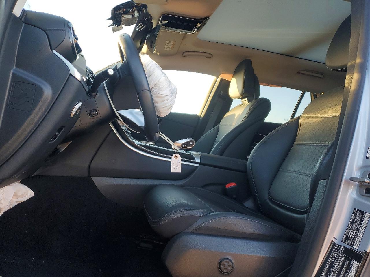 2024 MERCEDES-BENZ GLC 300 photo 13