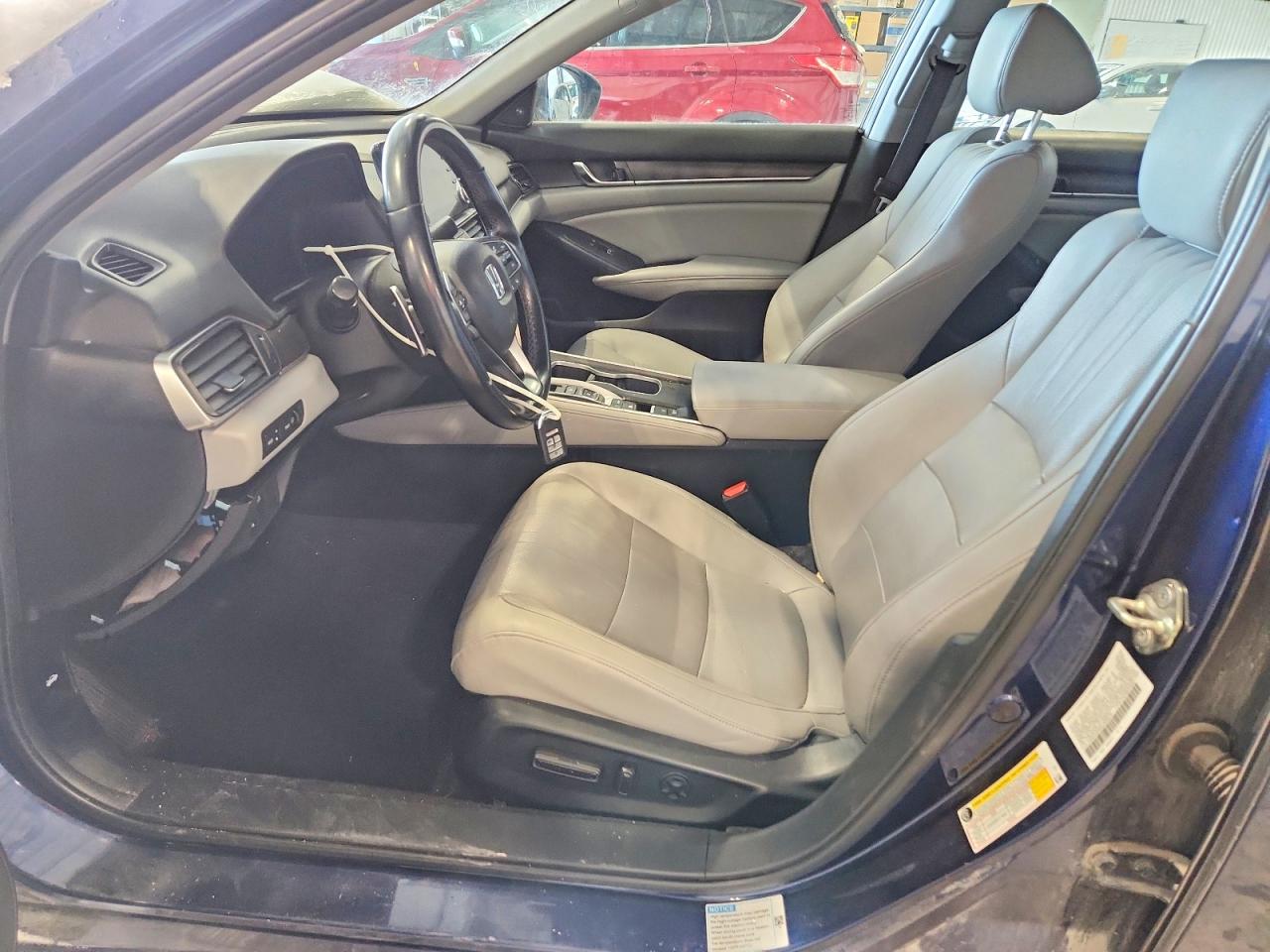 2020 HONDA ACCORD TOURING HYBRID photo 13