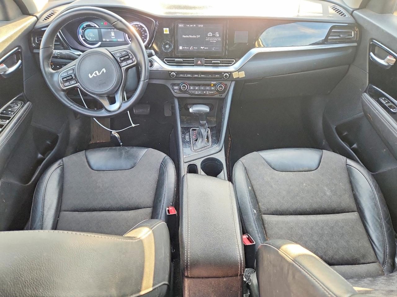 2022 KIA NIRO LX photo 8