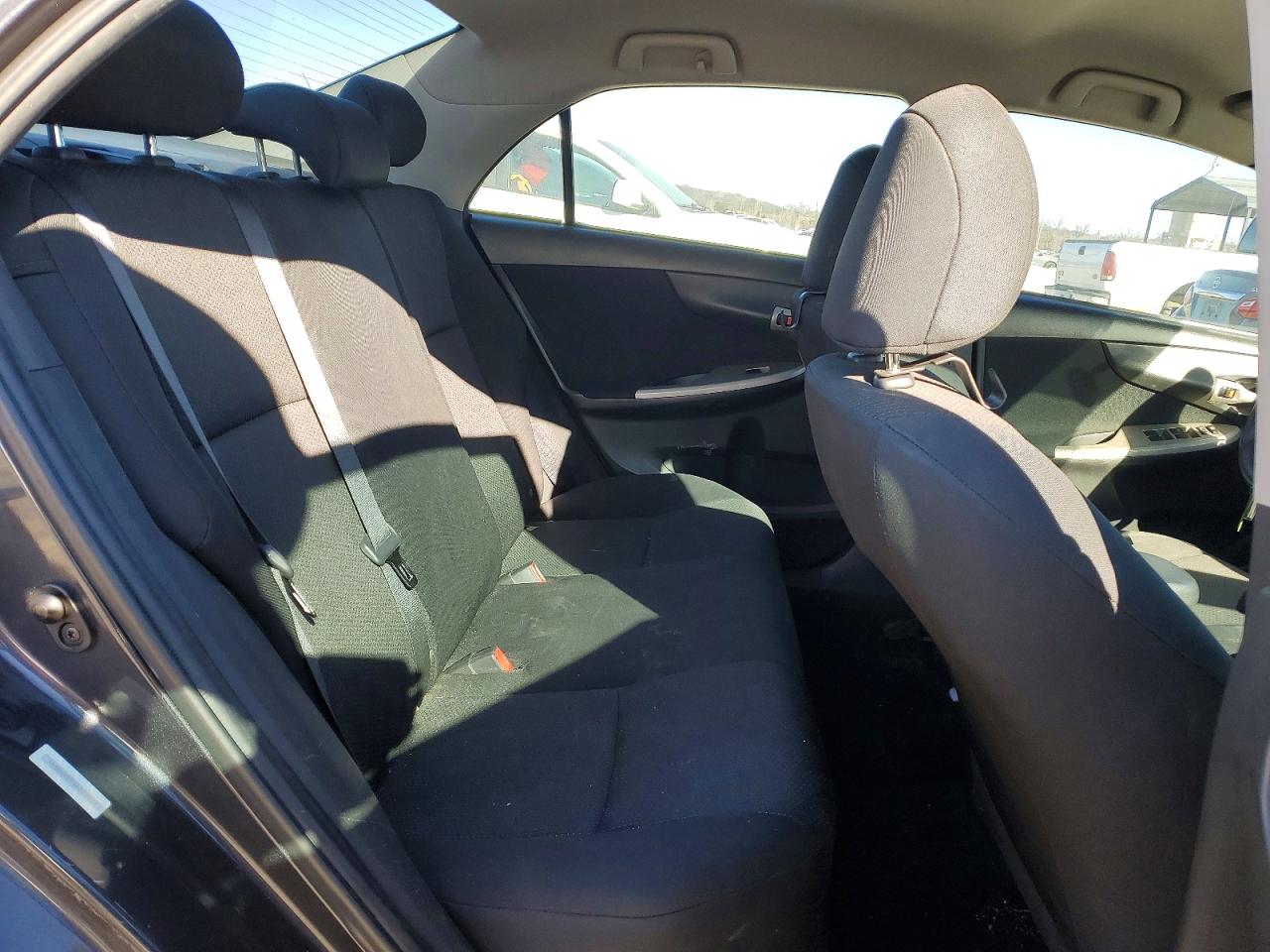 2010 TOYOTA COROLLA BASE photo 10