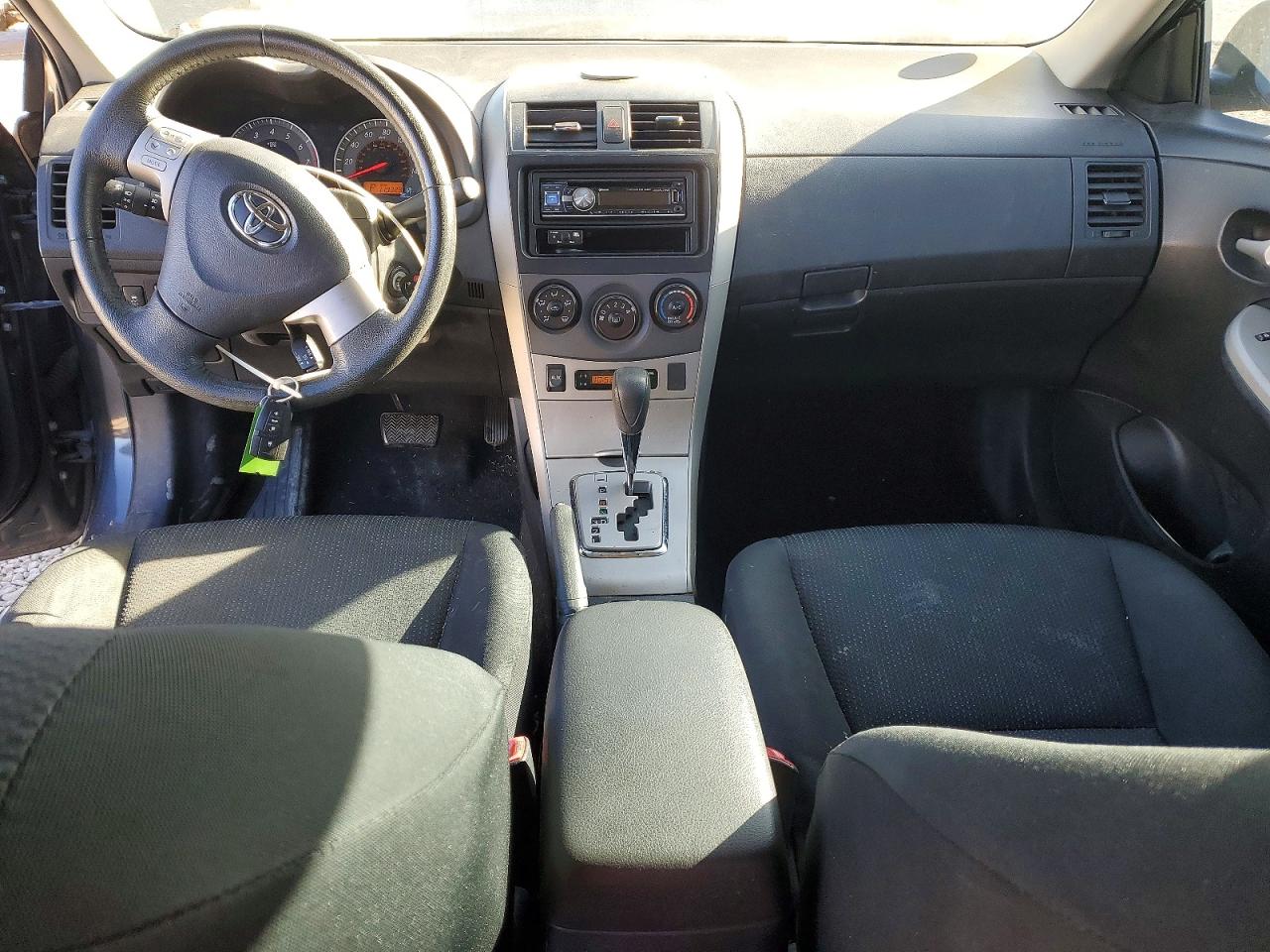 2010 TOYOTA COROLLA BASE photo 8