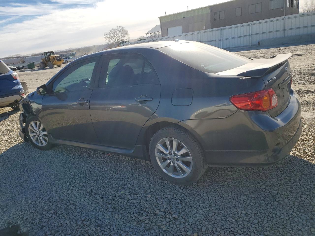 2010 TOYOTA COROLLA BASE photo 2