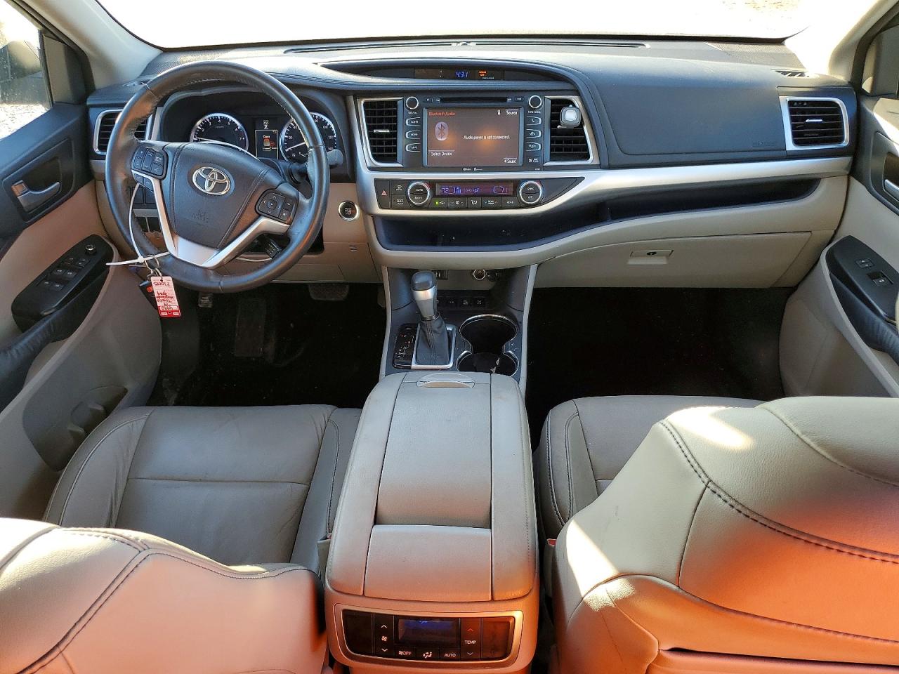 2014 TOYOTA HIGHLANDER XLE photo 15