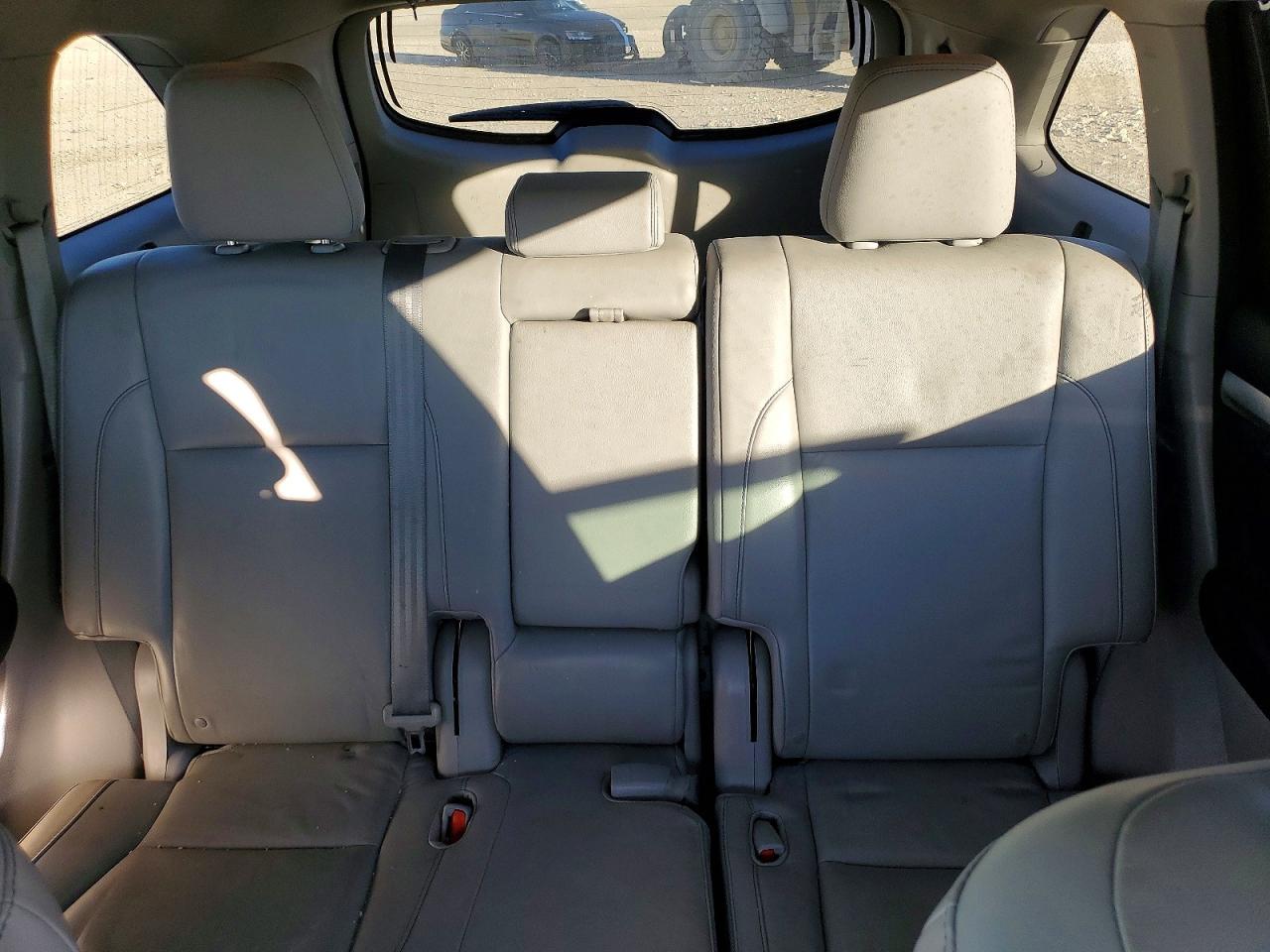 2014 TOYOTA HIGHLANDER XLE photo 19