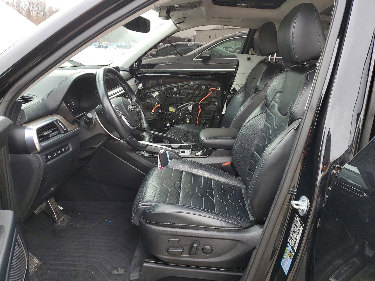 2021 KIA TELLURIDE SX photo 13