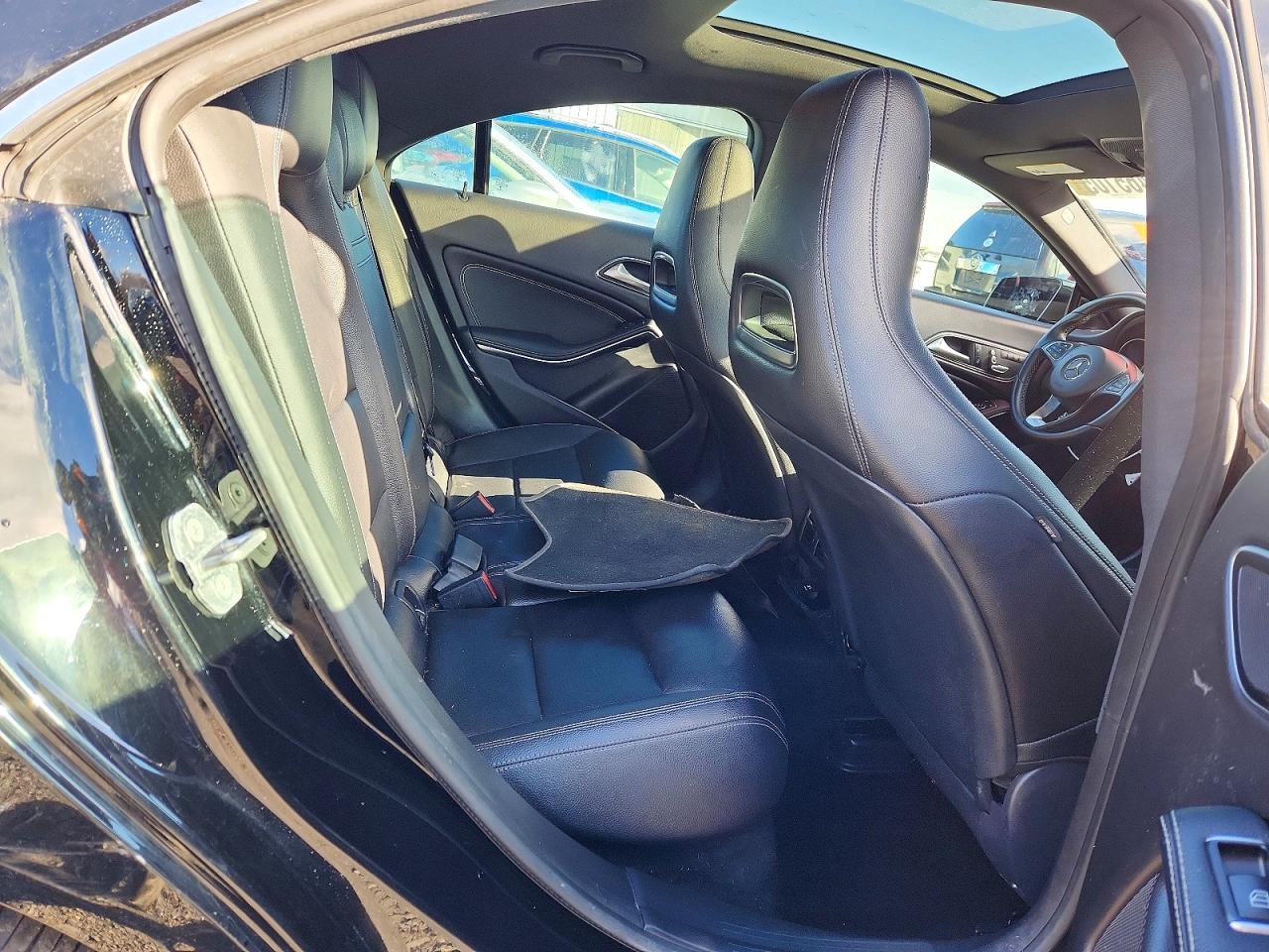 2018 MERCEDES-BENZ CLA 250 4MATIC photo 19