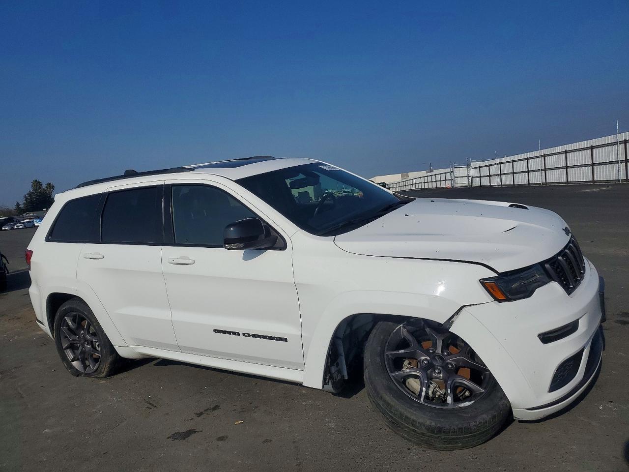 2020 JEEP GRAND CHEROKEE LIMITED photo 4