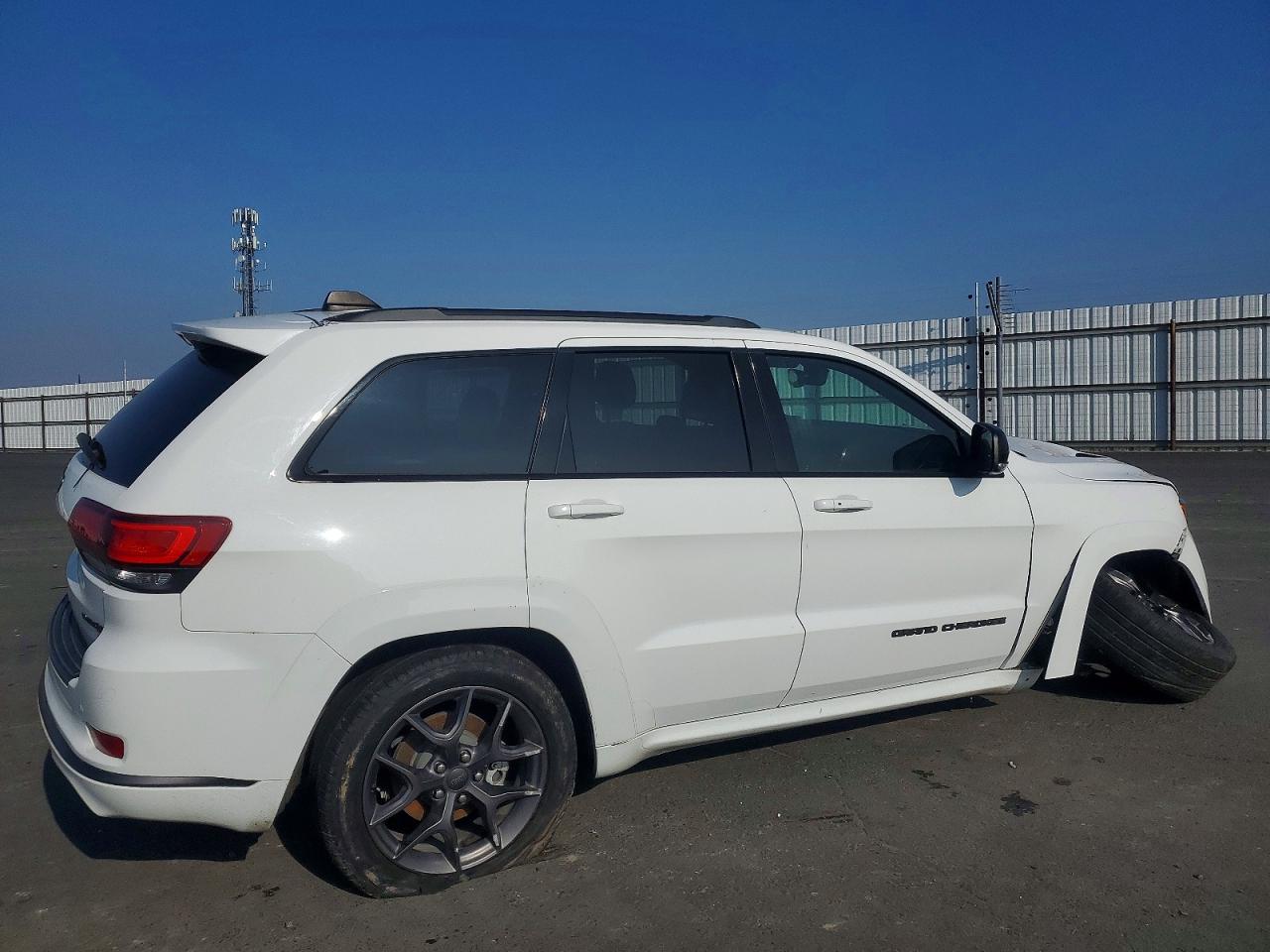 2020 JEEP GRAND CHEROKEE LIMITED photo 3