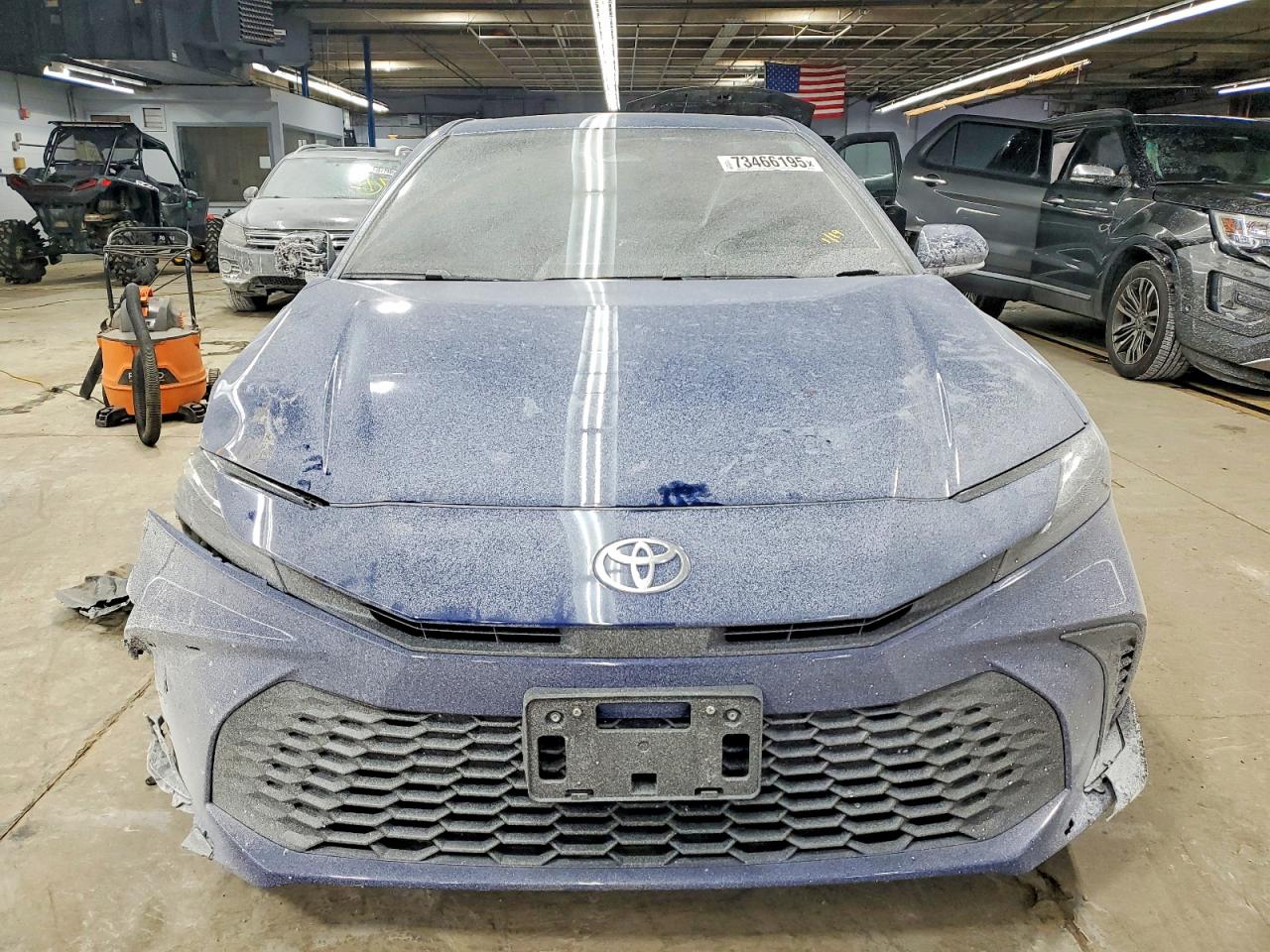 2025 TOYOTA CAMRY XSE photo 5