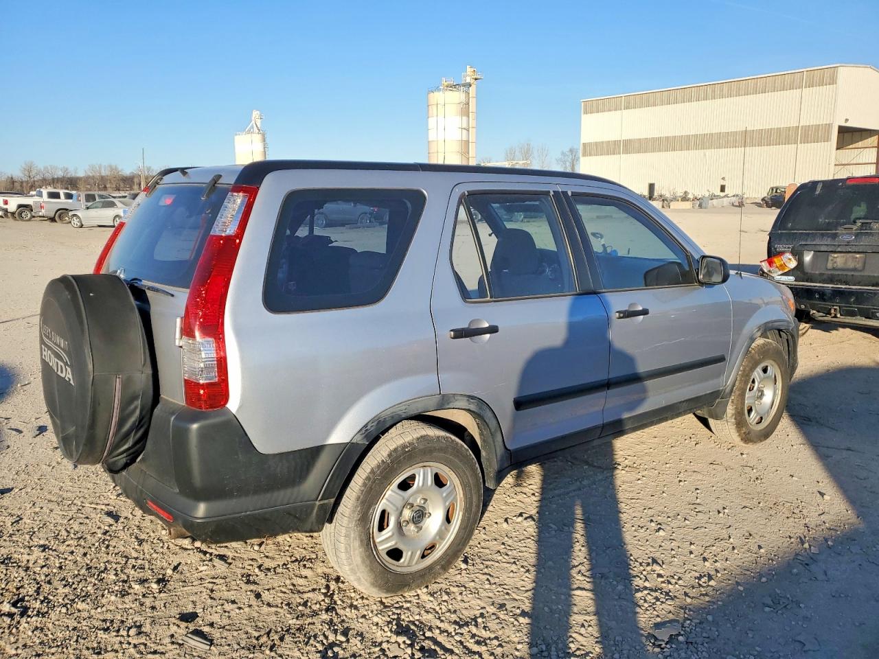 2005 HONDA CR-V LX photo 9
