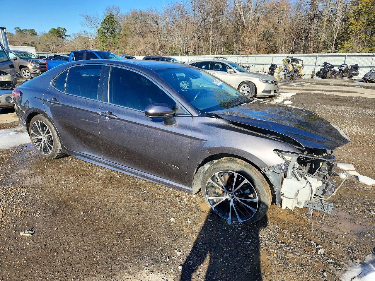 2019 TOYOTA CAMRY SE photo 7