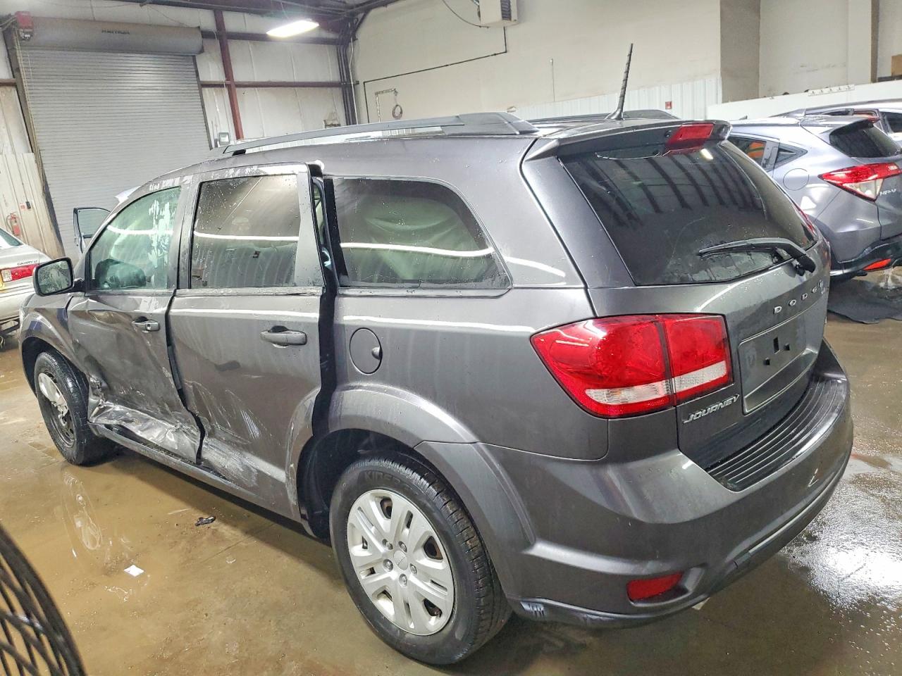 2018 DODGE JOURNEY SXT photo 3