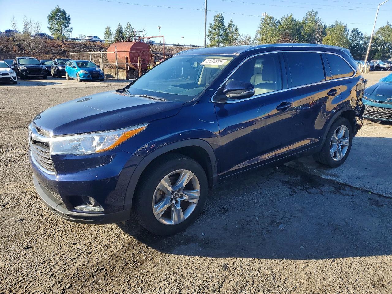 2016 TOYOTA HIGHLANDER