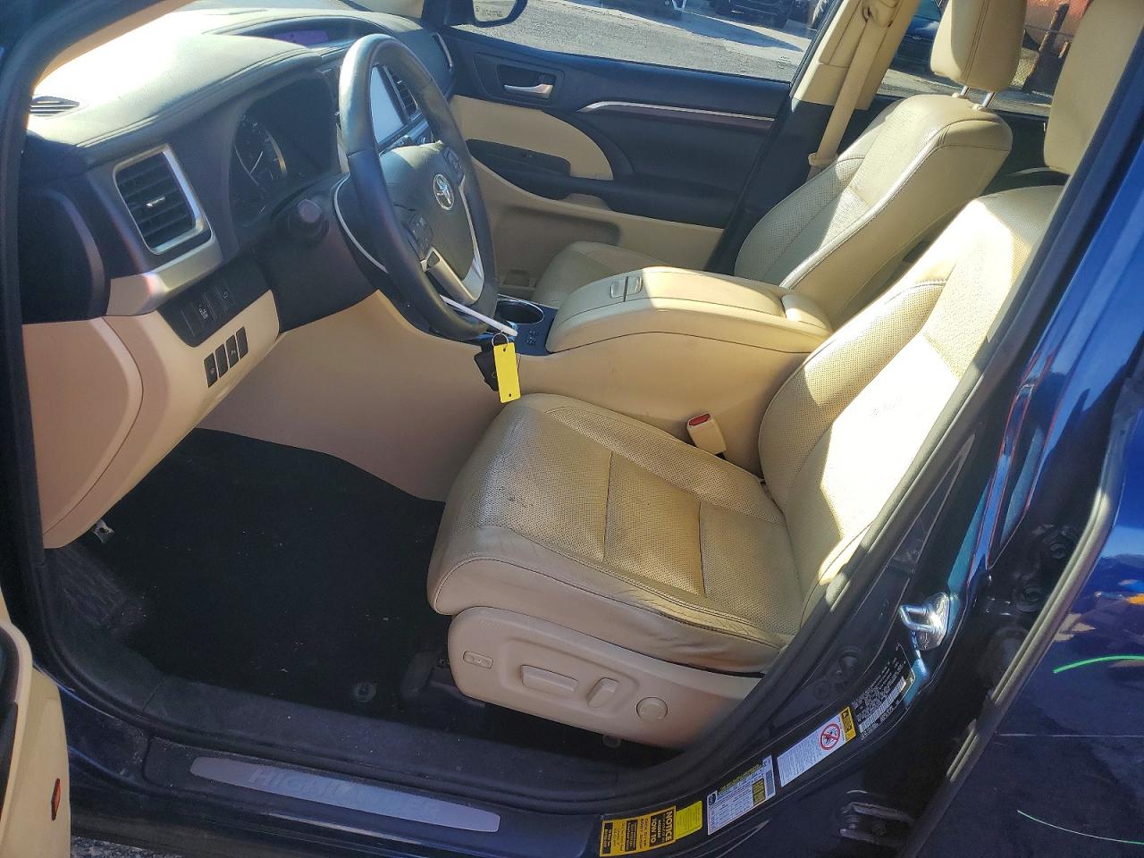 2016 TOYOTA HIGHLANDER LIMITED photo 13