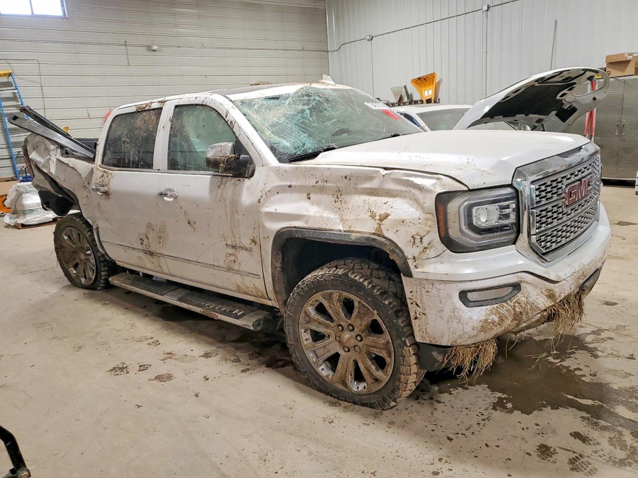 2017 GMC SIERRA K1500 DENALI photo 7