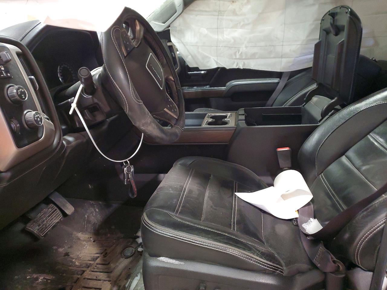 2017 GMC SIERRA K1500 DENALI photo 13