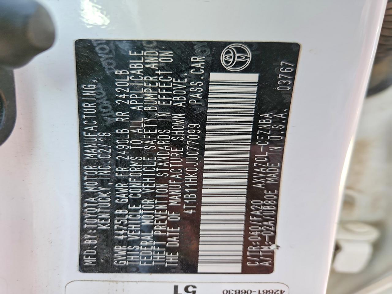 2018 TOYOTA CAMRY LE photo 23