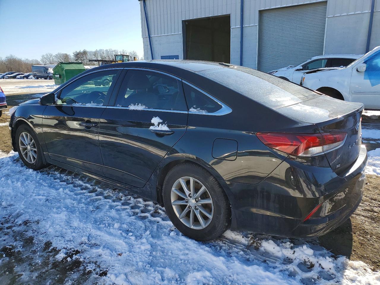 2018 HYUNDAI SONATA SE photo 2