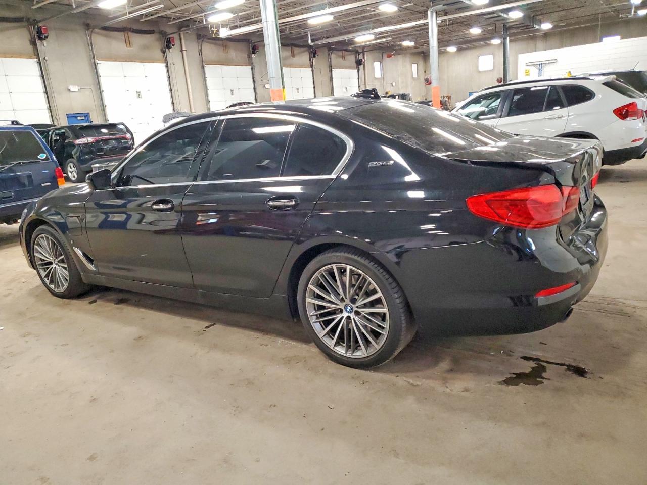 2018 BMW 530E photo 2