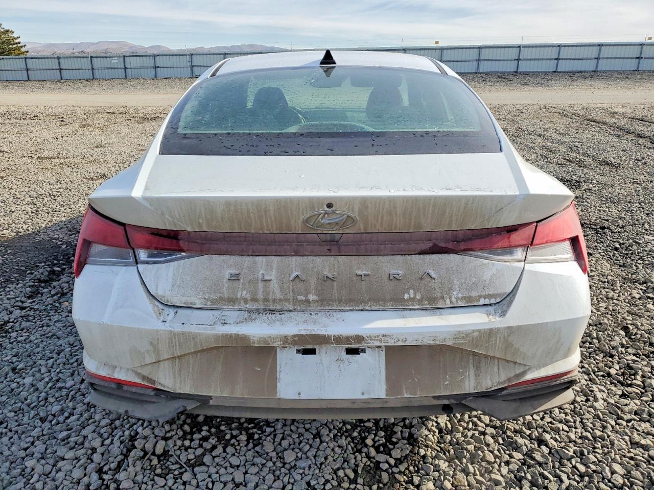 2021 HYUNDAI ELANTRA SE photo 16