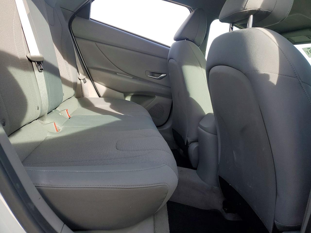 2021 HYUNDAI ELANTRA SE photo 28