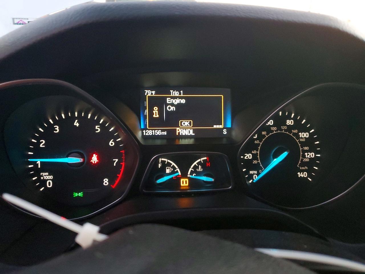2017 FORD FOCUS SE photo 25