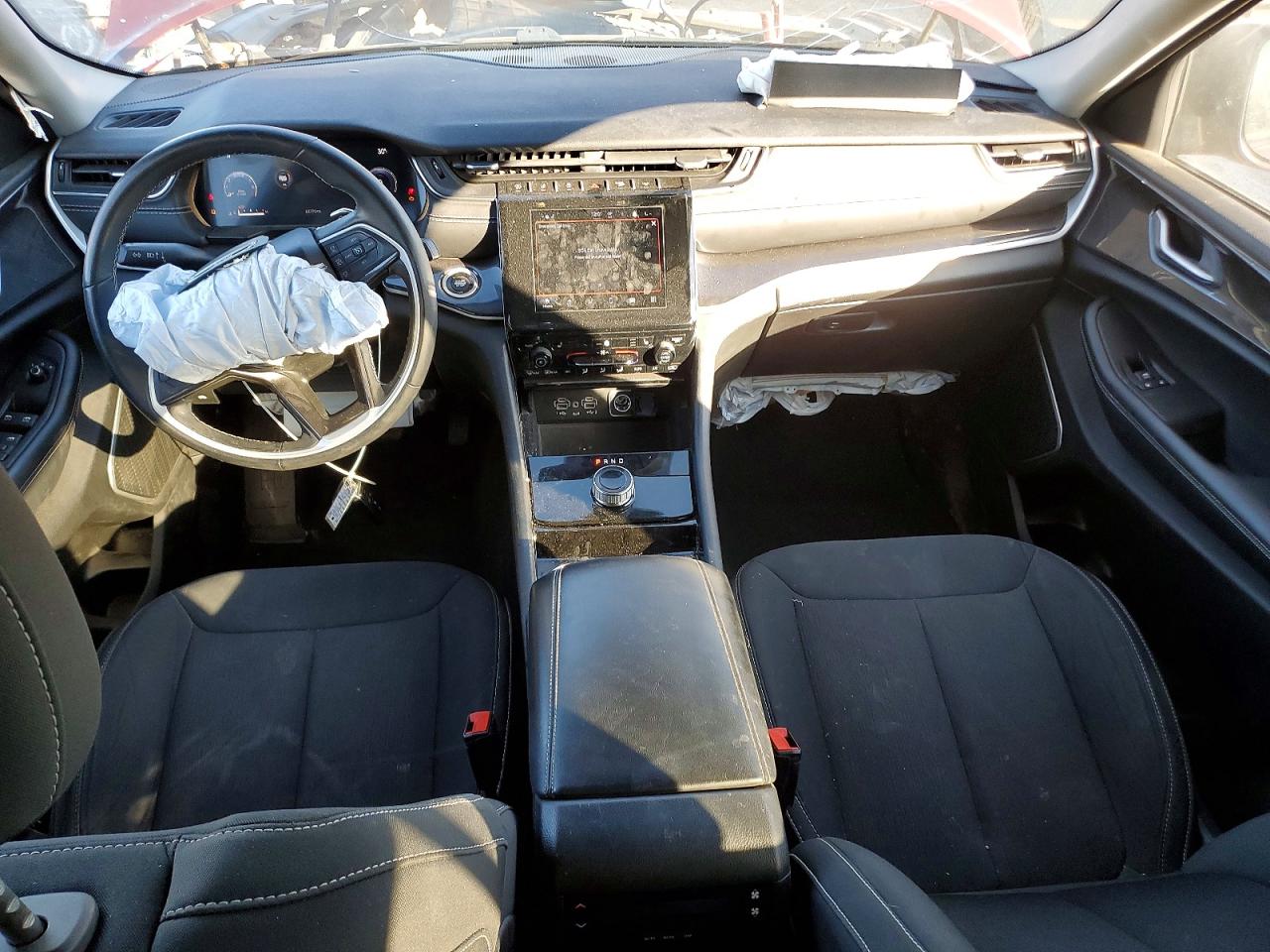 2022 JEEP GRAND CHEROKEE L LAREDO photo 15