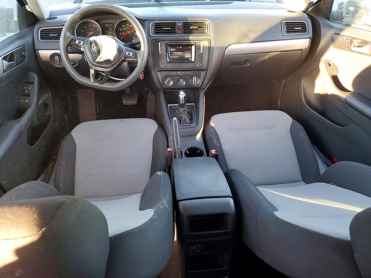 2017 VOLKSWAGEN JETTA S photo 22