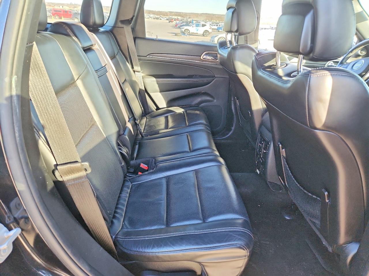 2015 JEEP GRAND CHEROKEE LIMITED photo 11