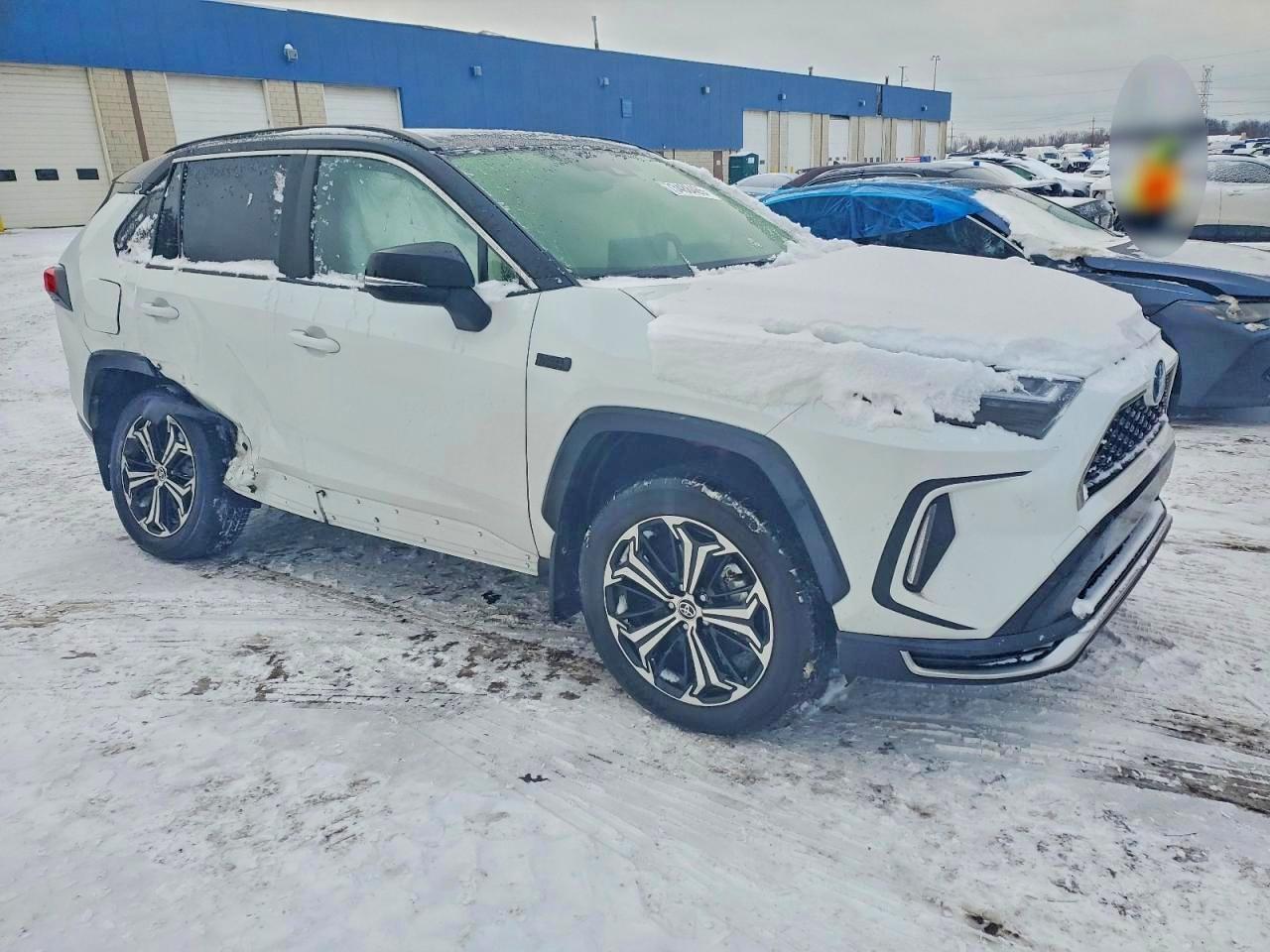 2024 TOYOTA RAV4 PRIME XSE photo 4
