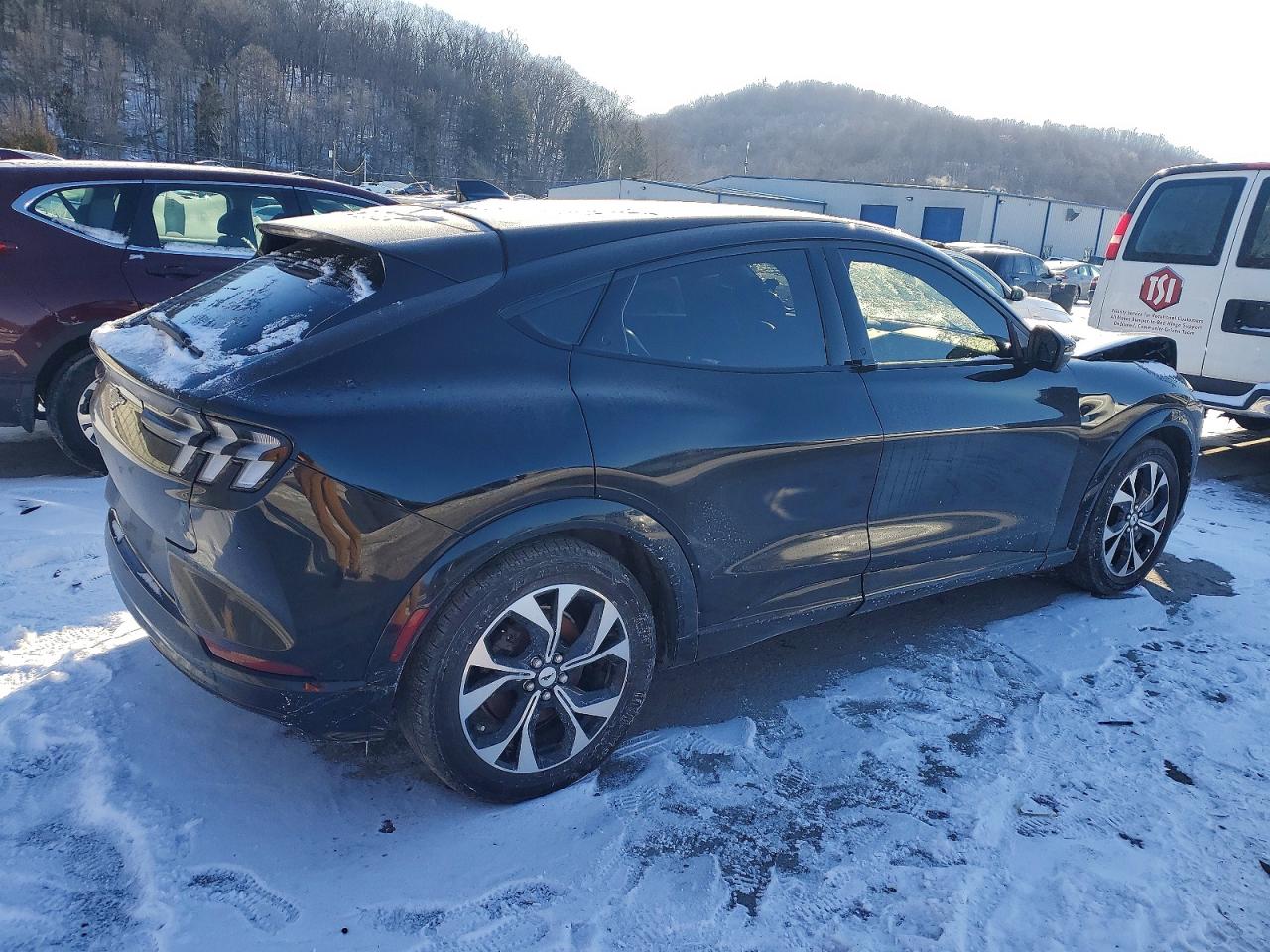 2021 FORD MUSTANG MACH-E PREMIUM photo 5