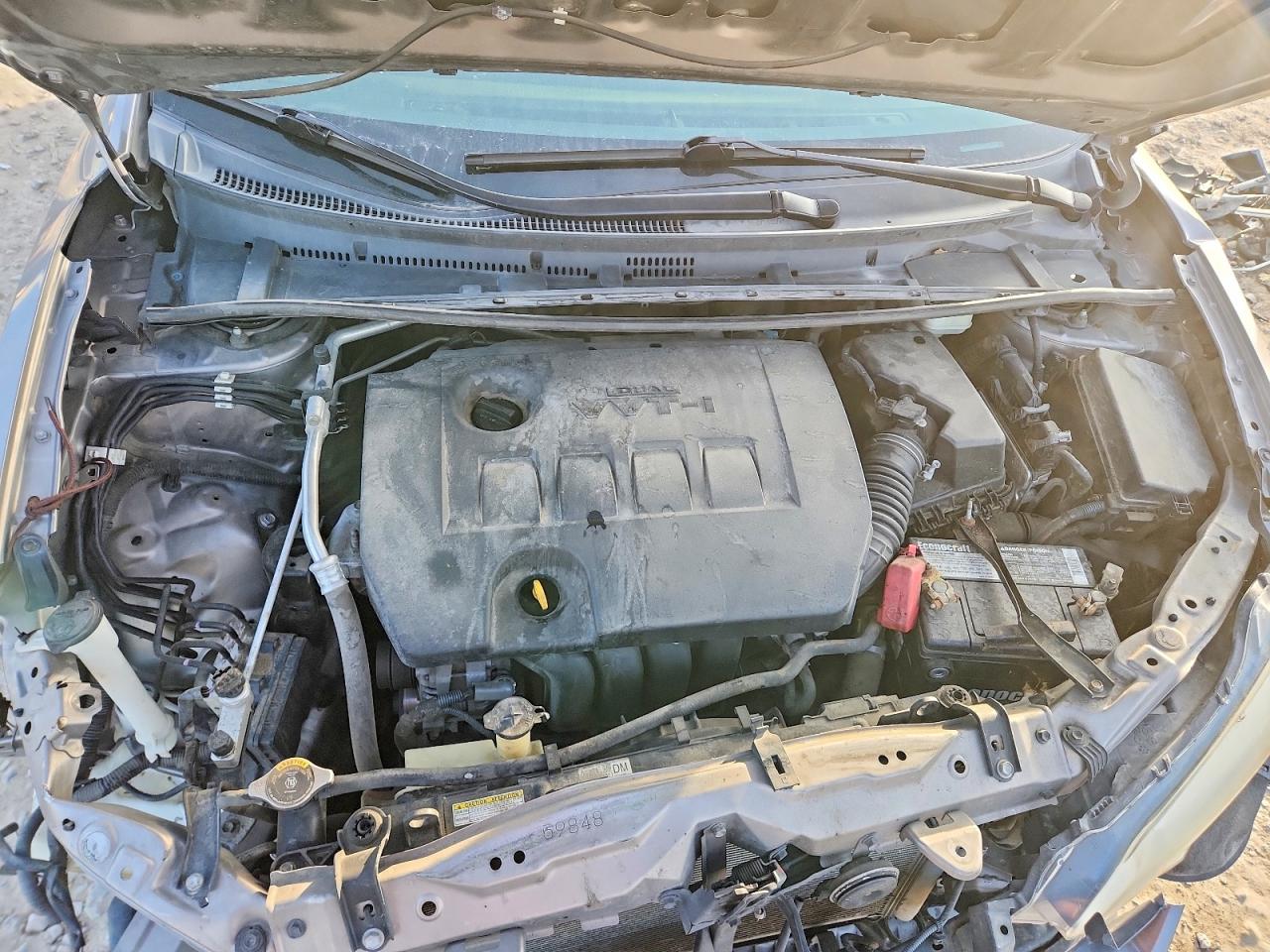 2015 TOYOTA COROLLA LE photo 11