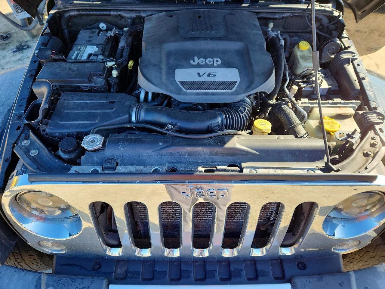 2015 JEEP WRANGLER UNLIMITED SAHARA photo 21
