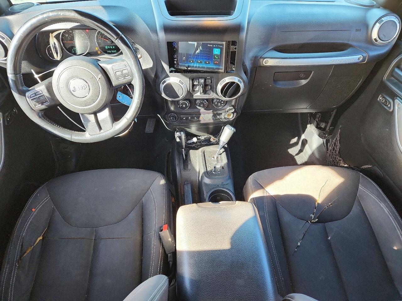 2015 JEEP WRANGLER UNLIMITED SAHARA photo 15