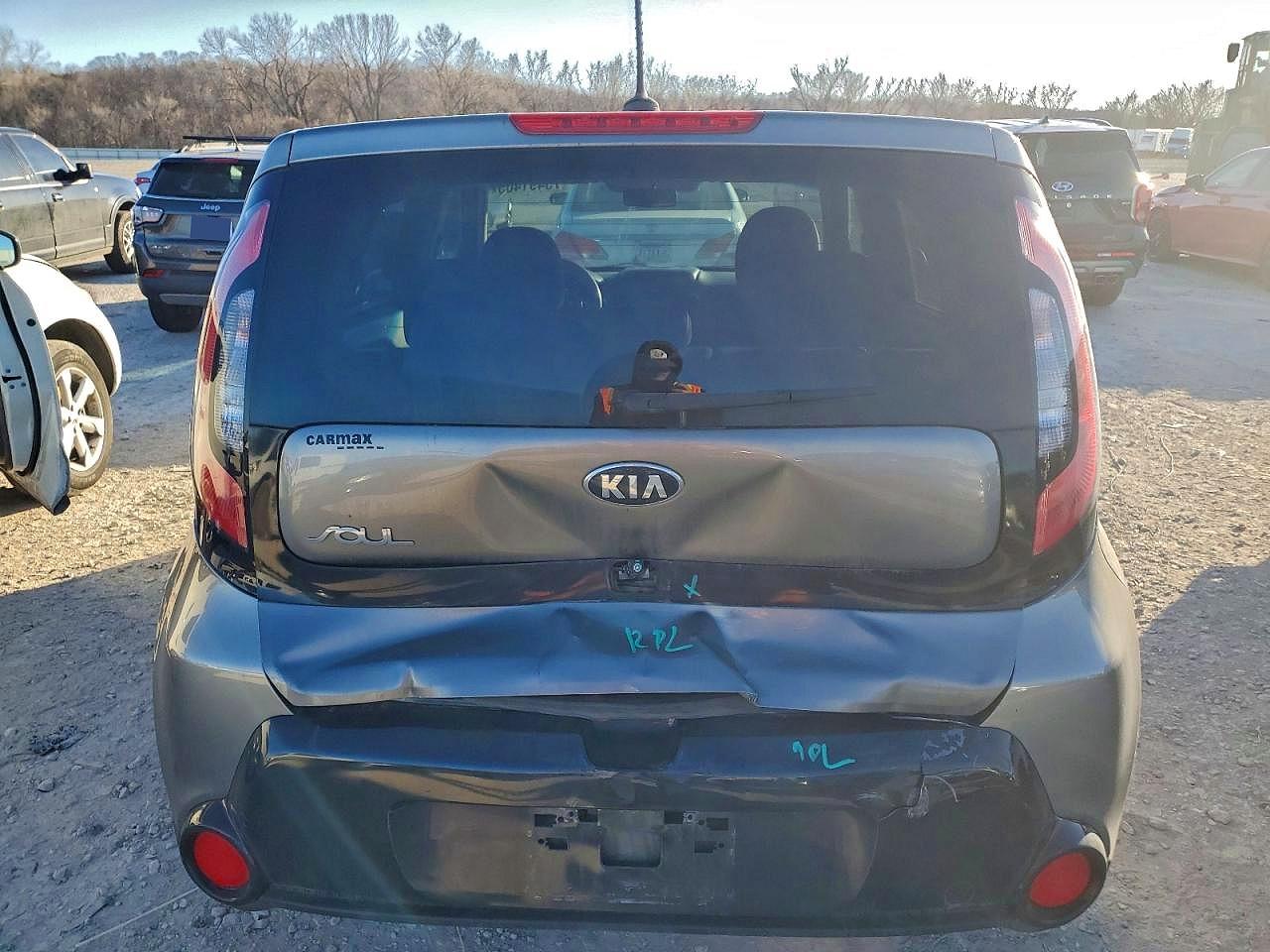 2016 KIA SOUL + photo 6
