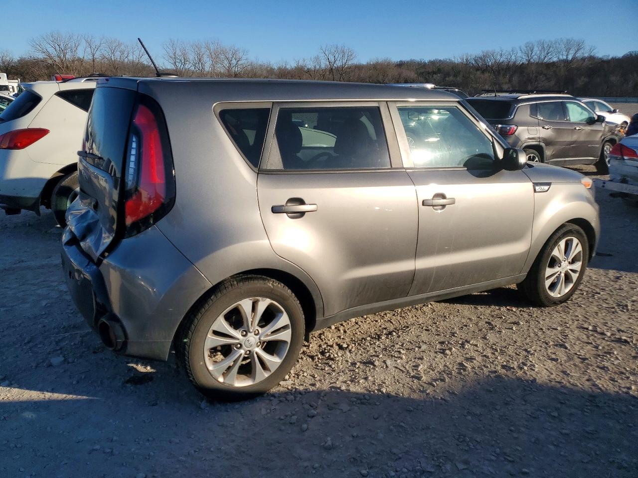 2016 KIA SOUL + photo 3