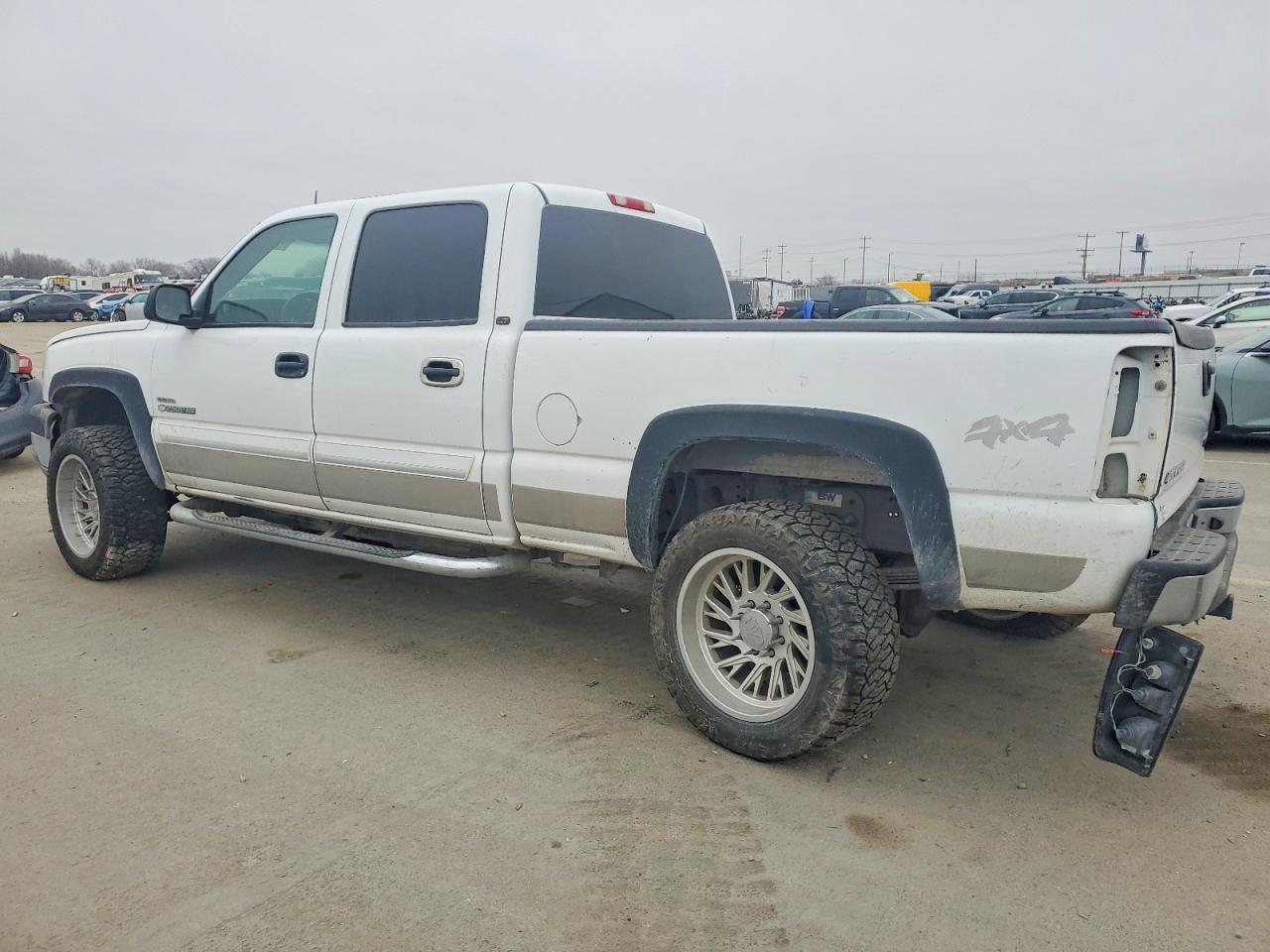 2003 CHEVROLET SILVERADO K2500 HEAVY DUTY photo 2