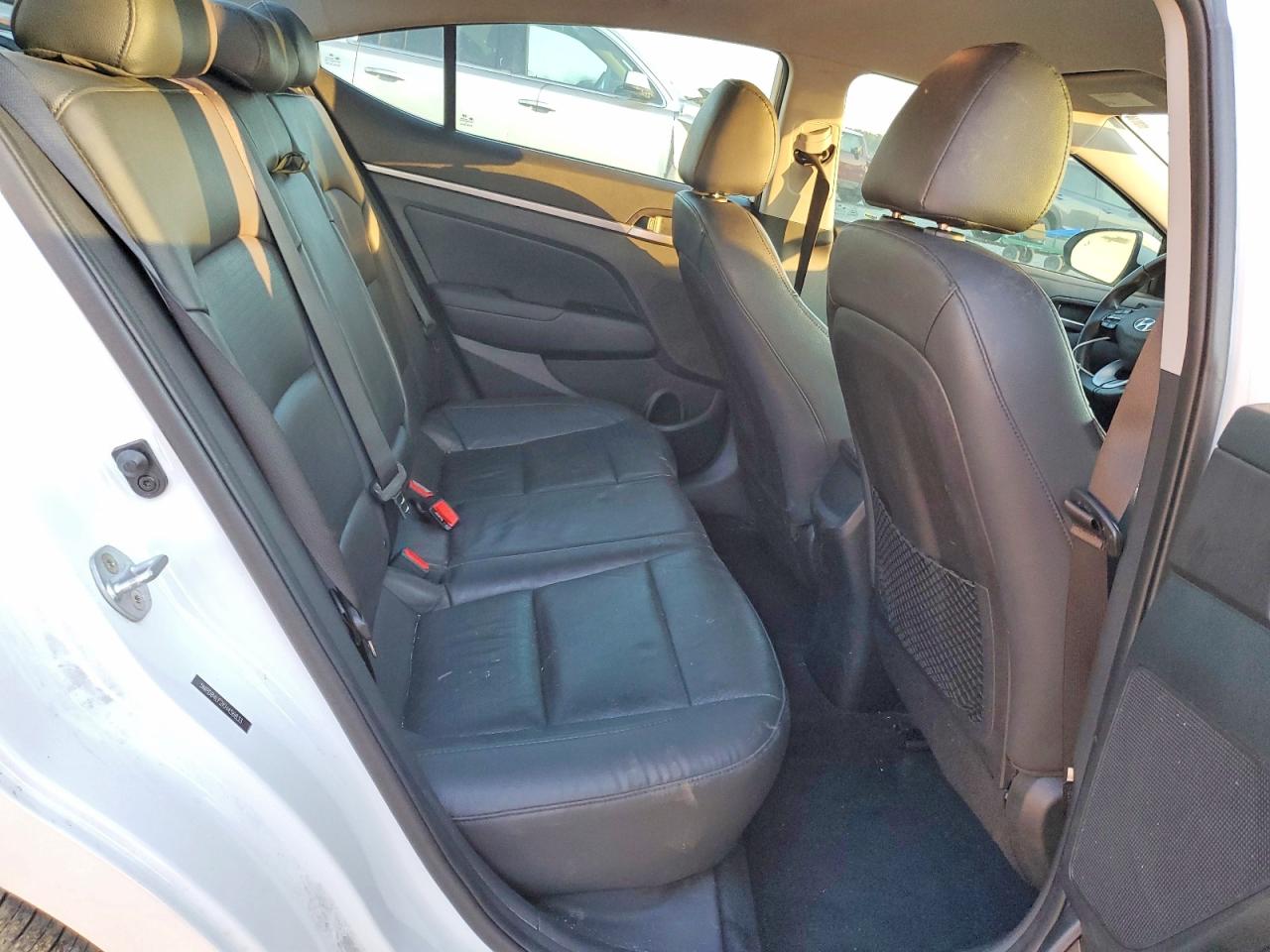 2019 HYUNDAI ELANTRA SEL photo 10