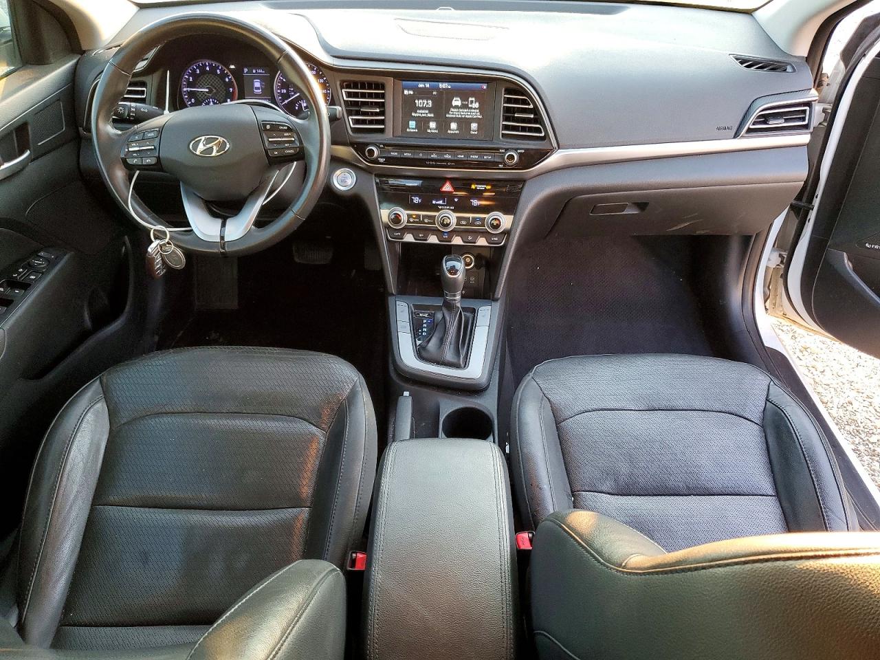 2019 HYUNDAI ELANTRA SEL photo 8